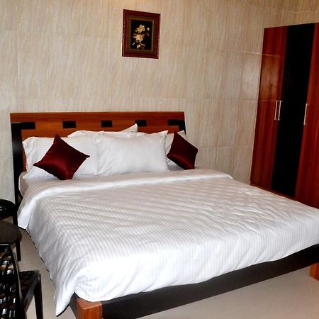 Peace Inn Chennai Ngoại thất bức ảnh