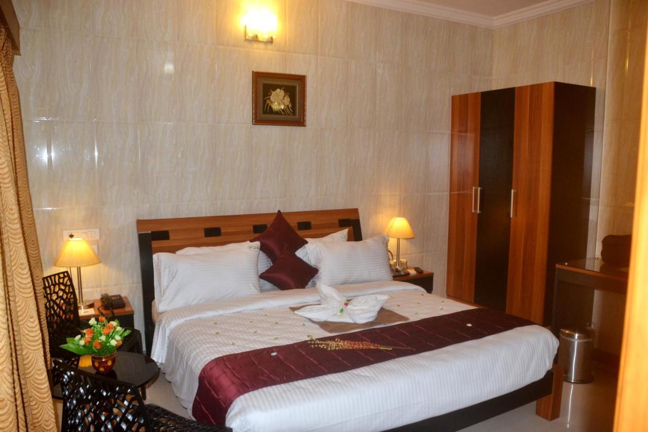 Peace Inn Chennai Ngoại thất bức ảnh