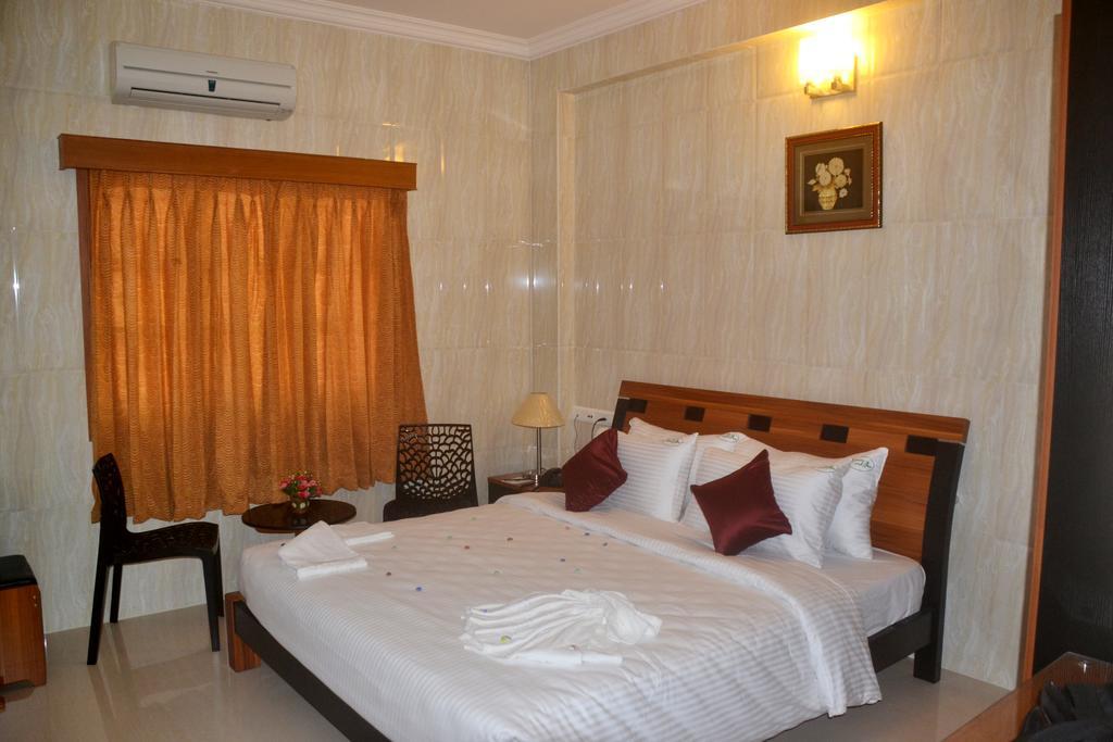 Peace Inn Chennai Ngoại thất bức ảnh