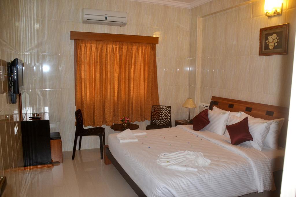Peace Inn Chennai Ngoại thất bức ảnh