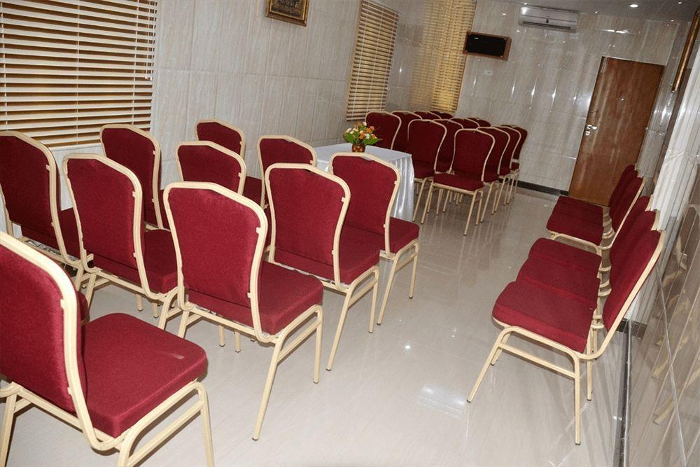 Peace Inn Chennai Ngoại thất bức ảnh
