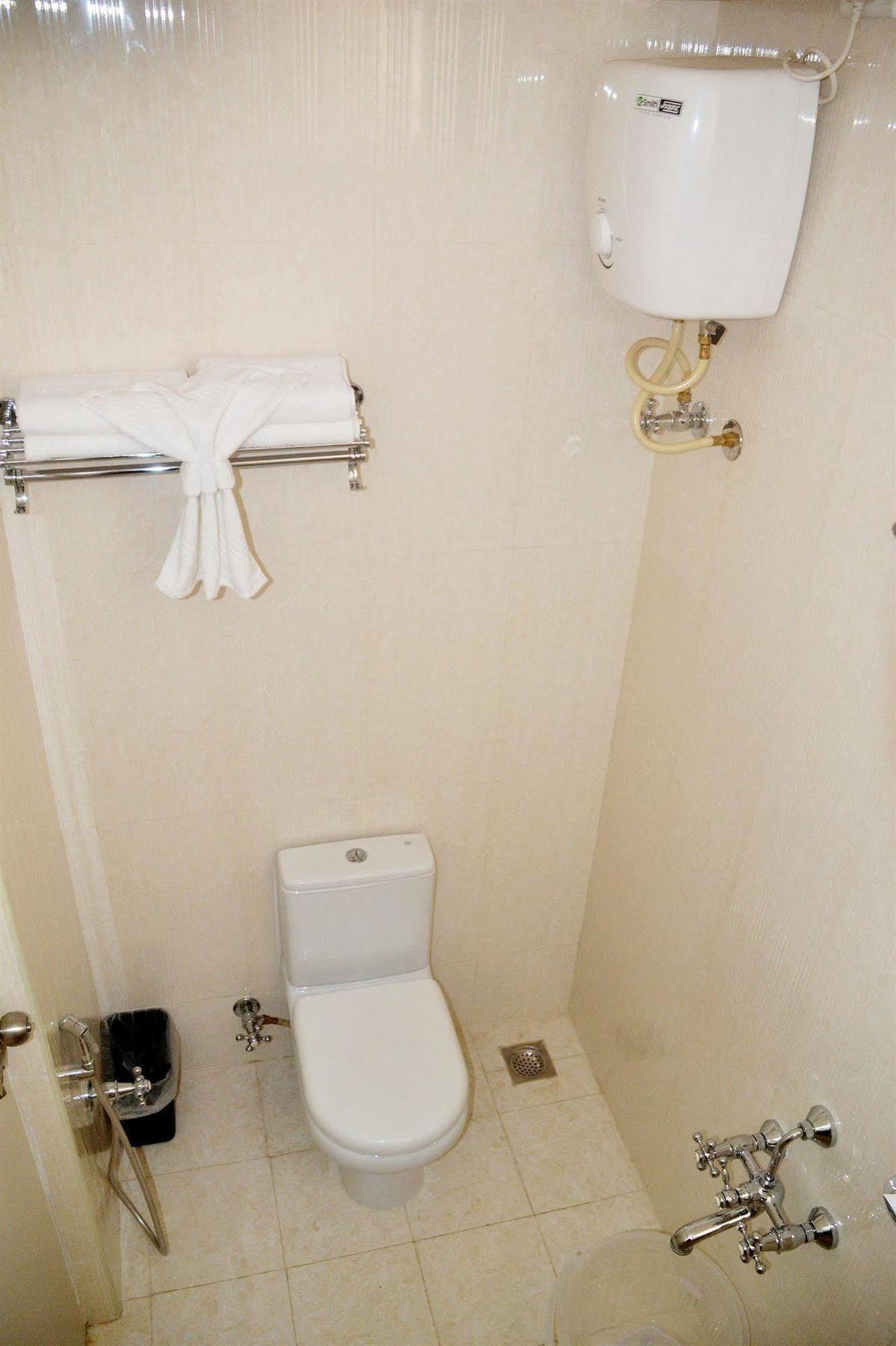 Peace Inn Chennai Ngoại thất bức ảnh